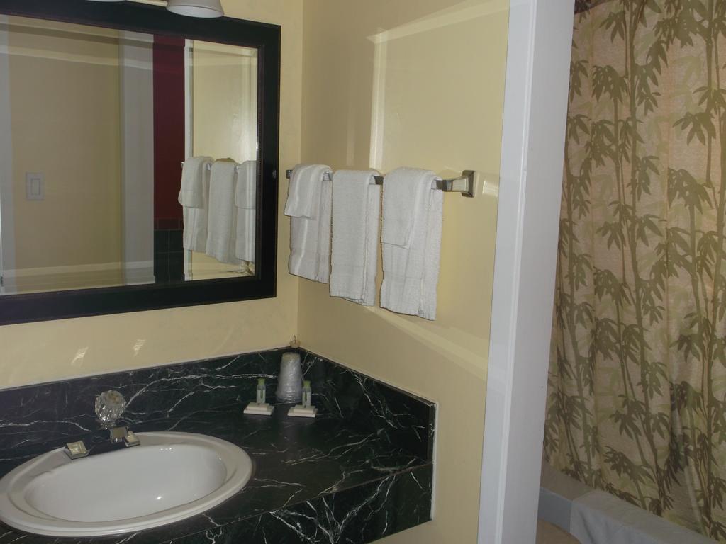Haileybury Beach Motel Εξωτερικό φωτογραφία